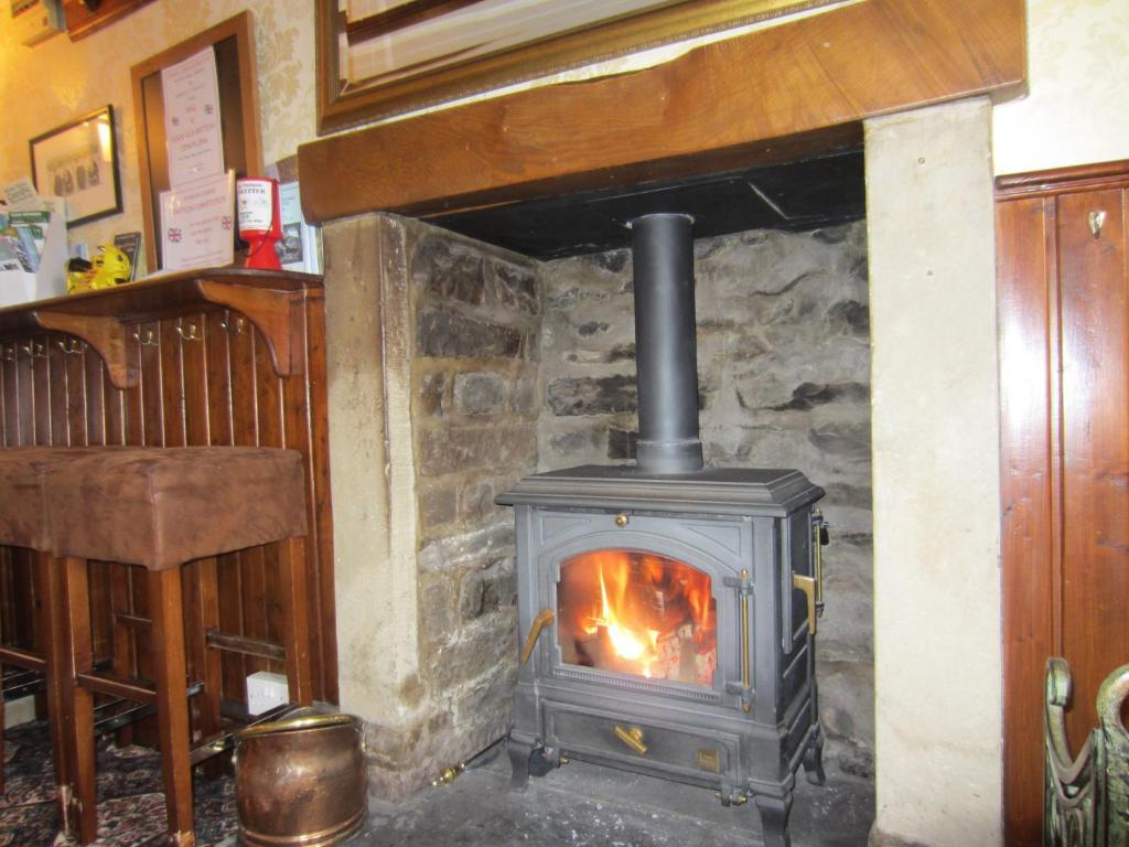 Hotel Bolton Arms à Redmire Extérieur photo